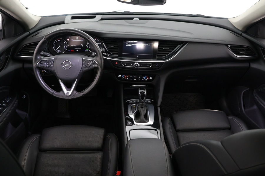 Opel Insignia vaihtoauto
