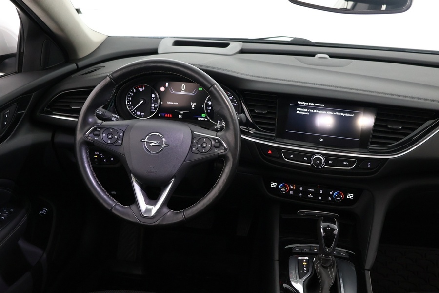 Opel Insignia vaihtoauto