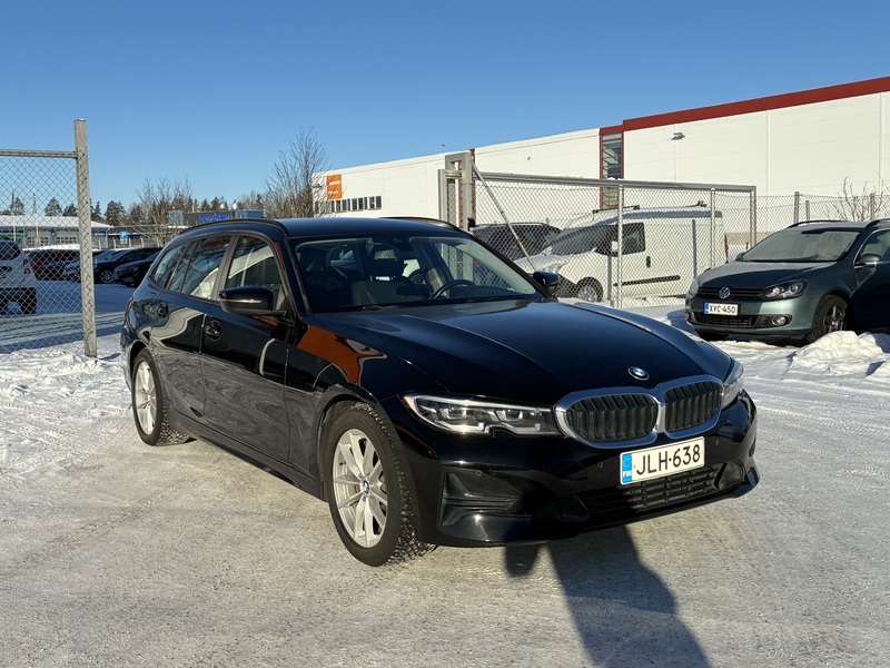 BMW 320 vaihtoauto