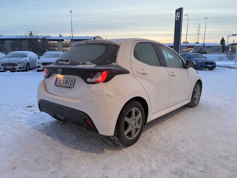 Toyota Yaris vaihtoauto