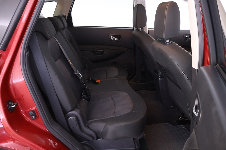 Nissan Qashqai+2 vaihtoauto