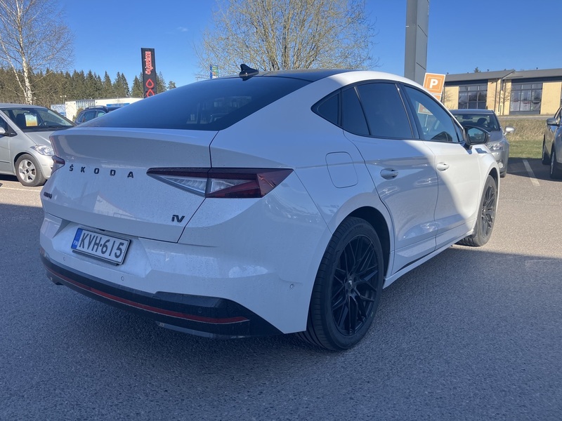 Skoda Enyaq vaihtoauto