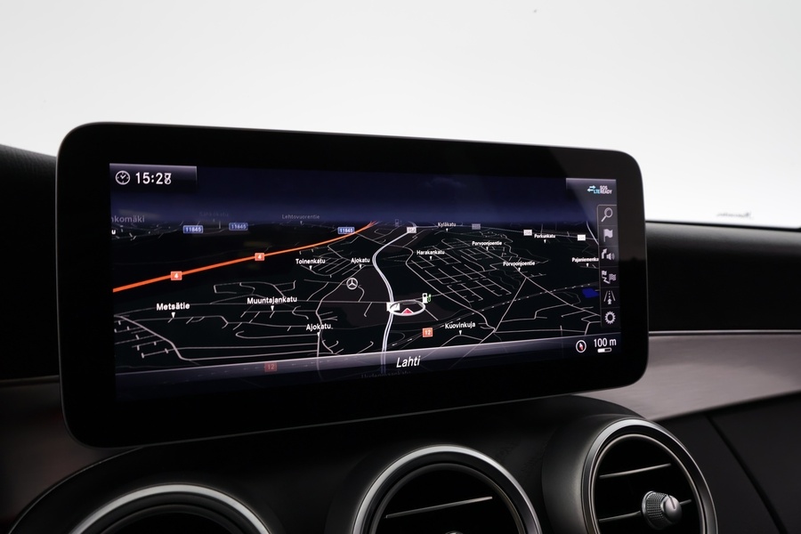 Mercedes-Benz C vaihtoauto