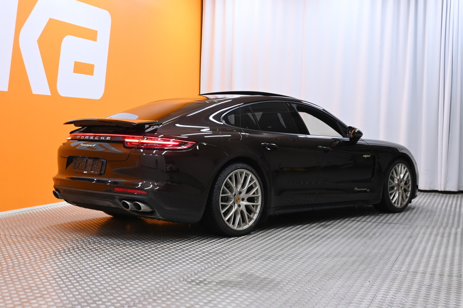 Porsche Panamera vaihtoauto
