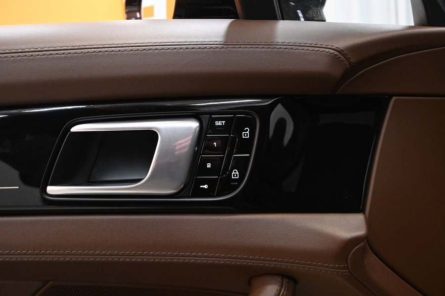 Porsche Panamera vaihtoauto