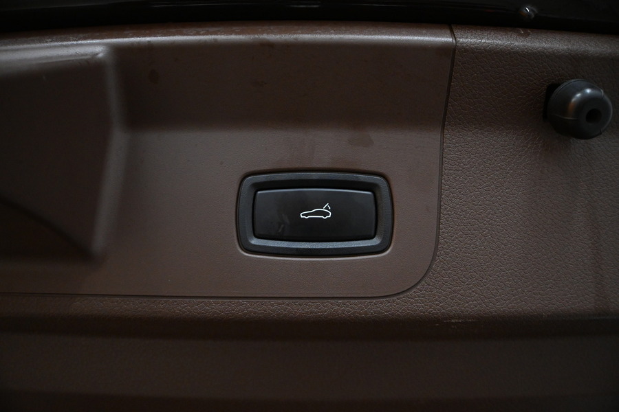 Porsche Panamera vaihtoauto