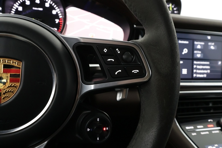 Porsche Panamera vaihtoauto