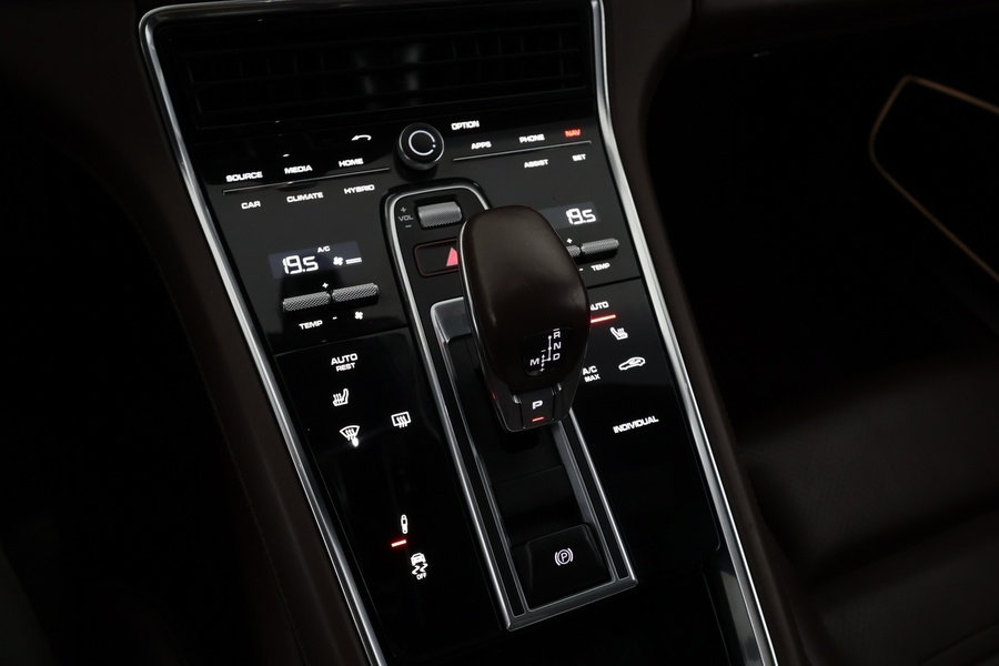 Porsche Panamera vaihtoauto