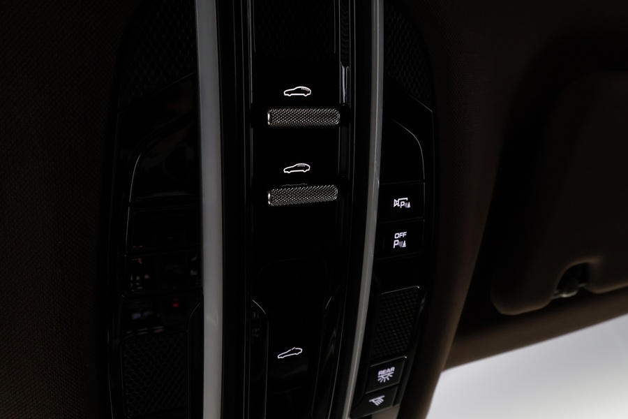 Porsche Panamera vaihtoauto