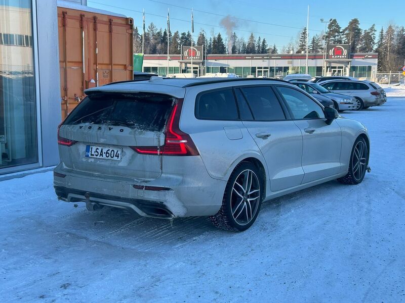 Volvo V60 vaihtoauto