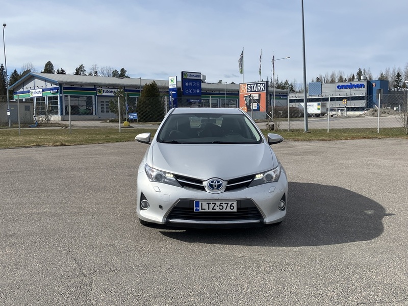Toyota Auris vaihtoauto
