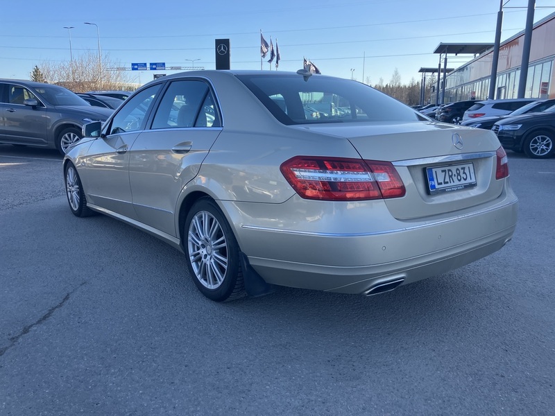 Mercedes-Benz E vaihtoauto