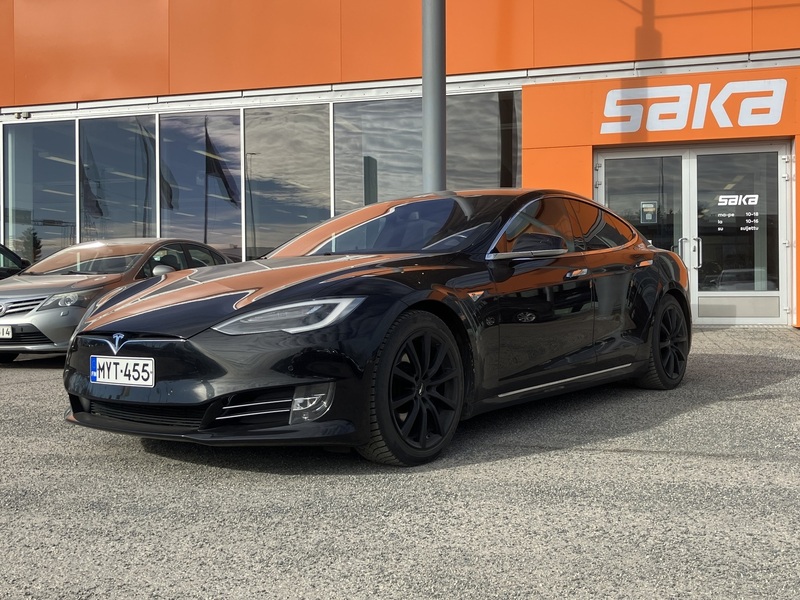Tesla Model S vaihtoauto
