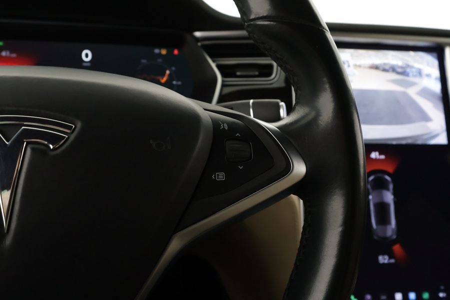 Tesla Model S vaihtoauto