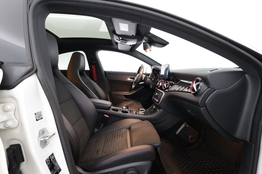 Mercedes-Benz CLA vaihtoauto