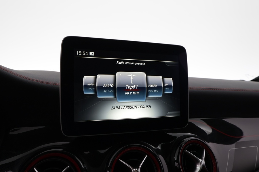 Mercedes-Benz CLA vaihtoauto