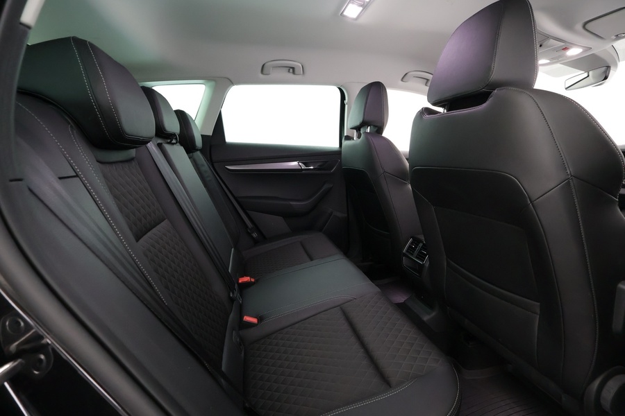 Skoda Karoq vaihtoauto