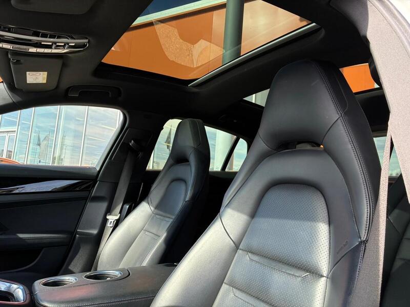 Porsche Panamera vaihtoauto