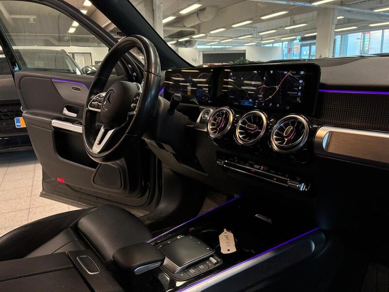 Mercedes-Benz EQB vaihtoauto