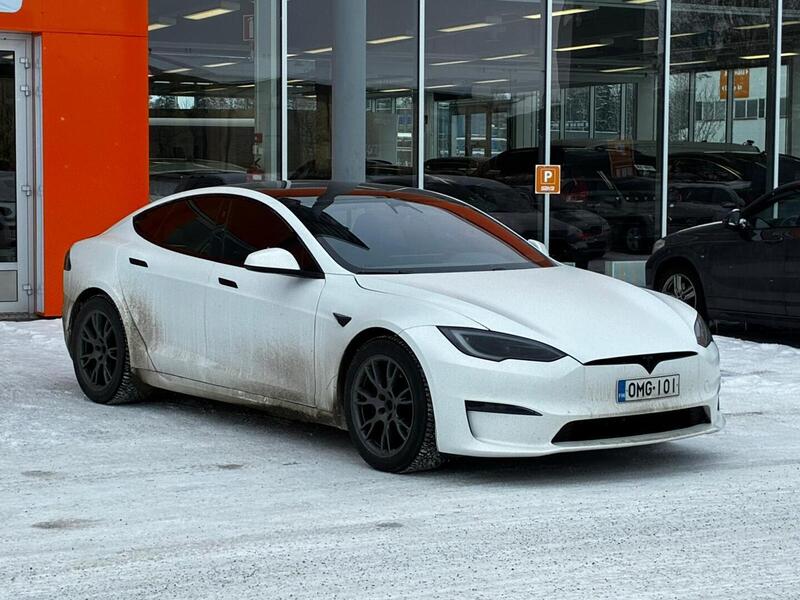 Tesla Model S vaihtoauto