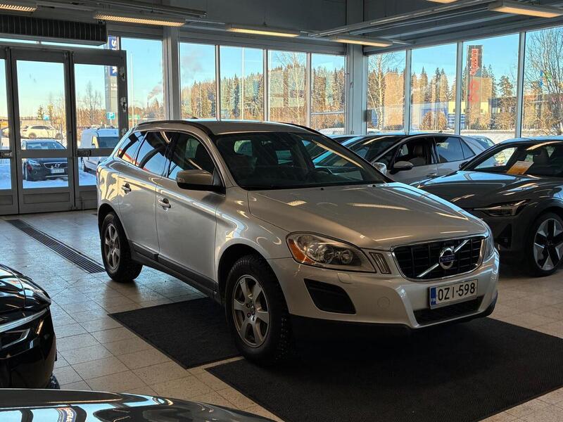 Volvo XC60 vaihtoauto