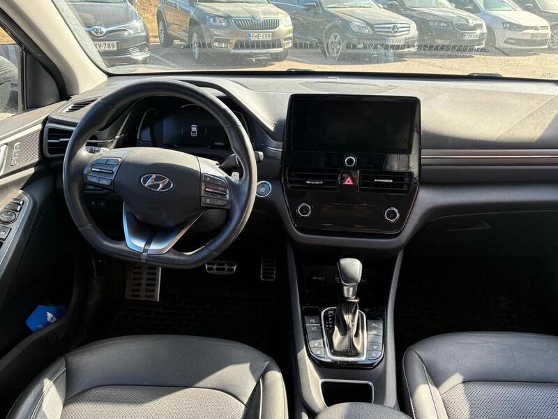 Hyundai IONIQ plug-in vaihtoauto