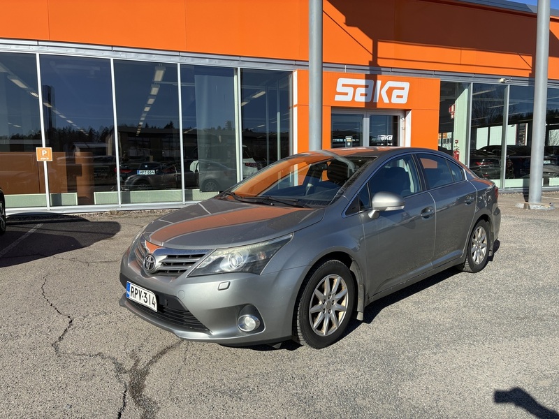 Toyota Avensis vaihtoauto