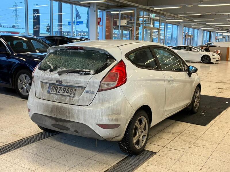 Ford Fiesta vaihtoauto