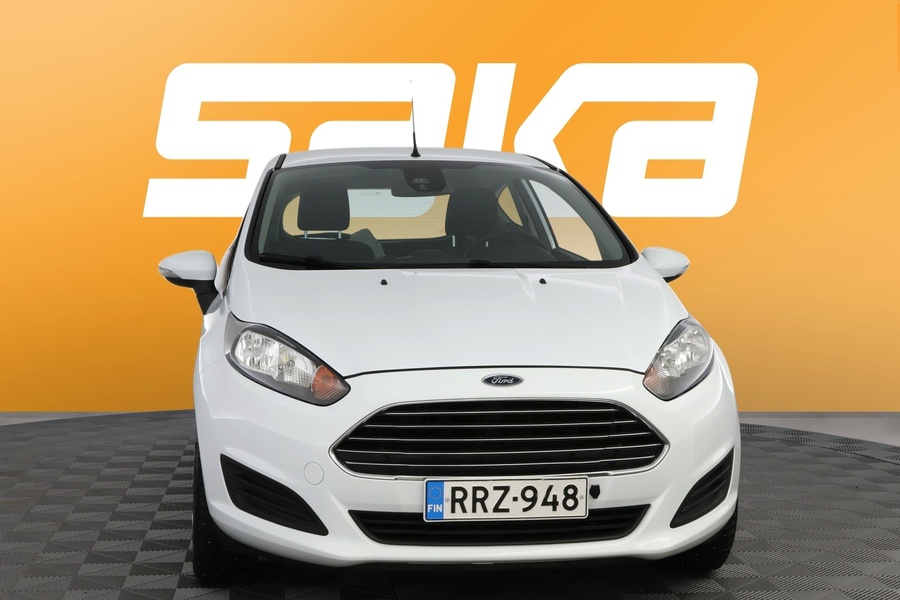 Ford Fiesta vaihtoauto