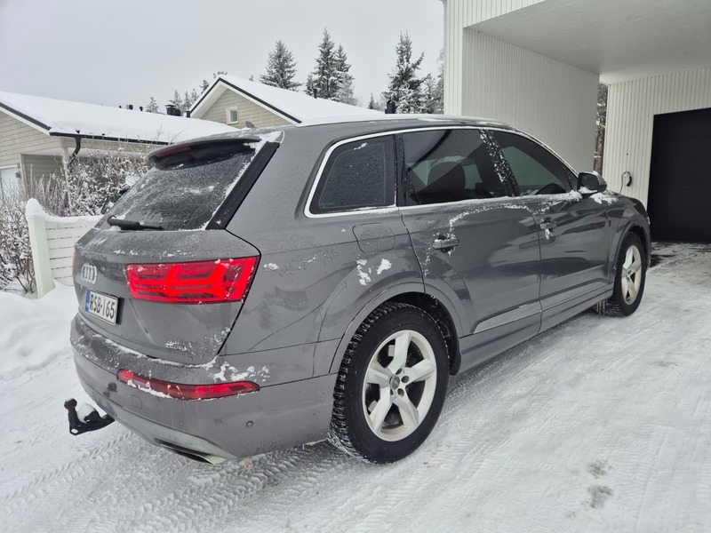 Audi Q7 vaihtoauto
