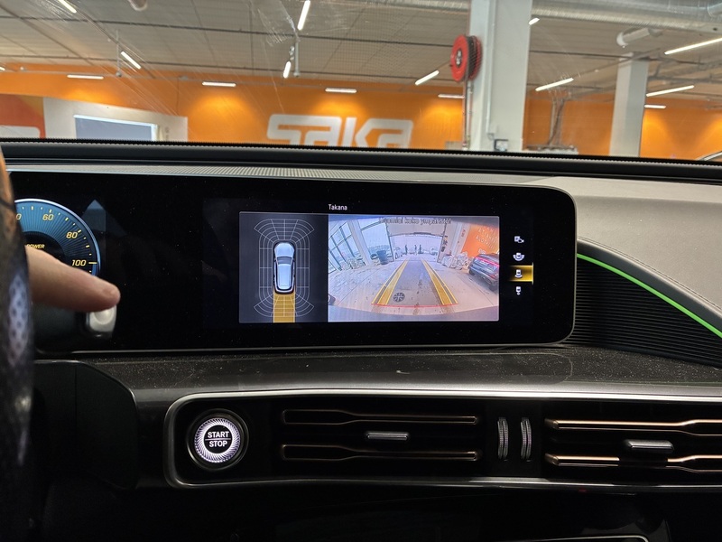Mercedes-Benz EQC vaihtoauto