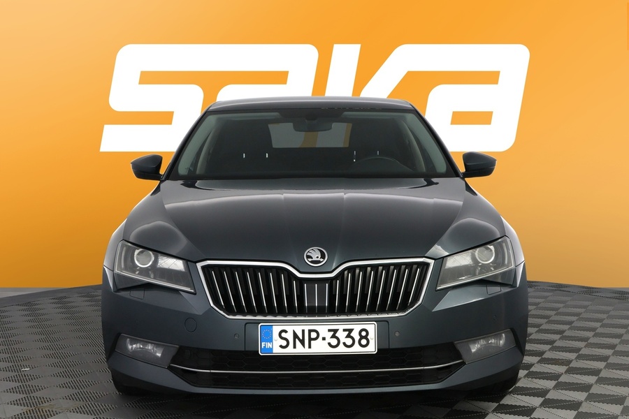 Skoda Superb vaihtoauto