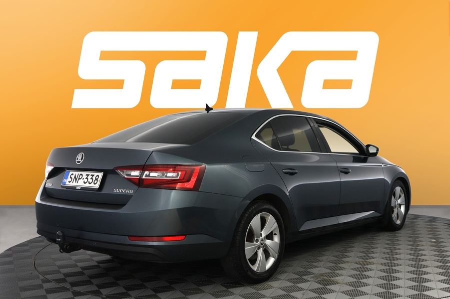 Skoda Superb vaihtoauto
