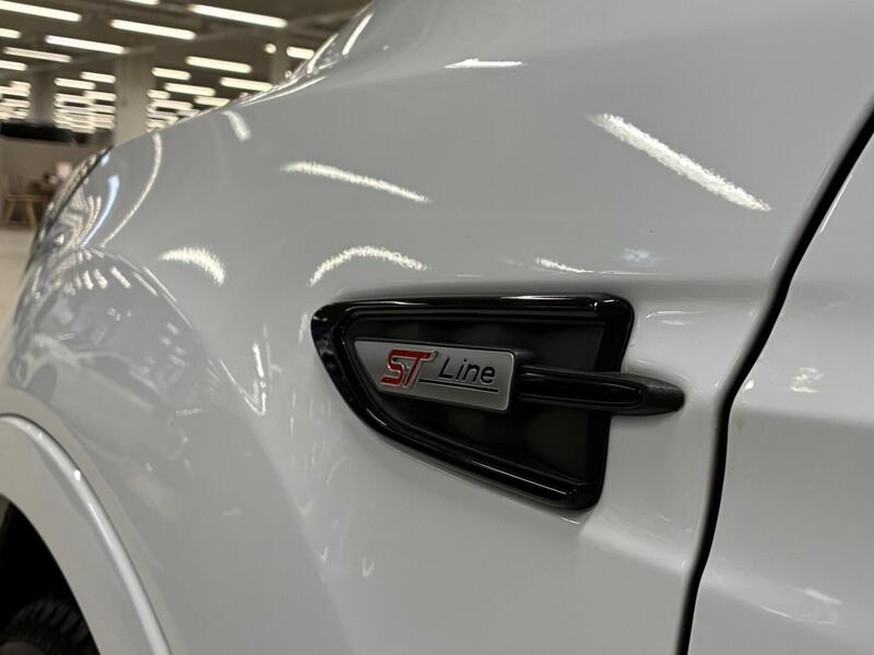 Ford Kuga vaihtoauto