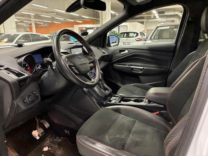 Ford Kuga vaihtoauto