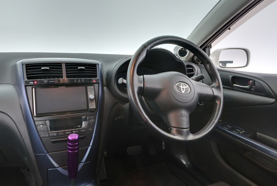 Toyota Caldina vaihtoauto