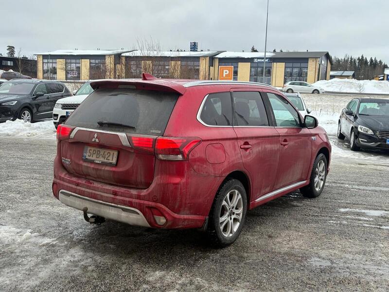 Mitsubishi Outlander vaihtoauto