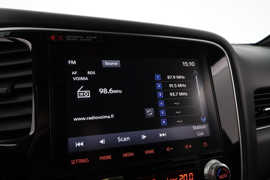 Mitsubishi Outlander PHEV vaihtoauto