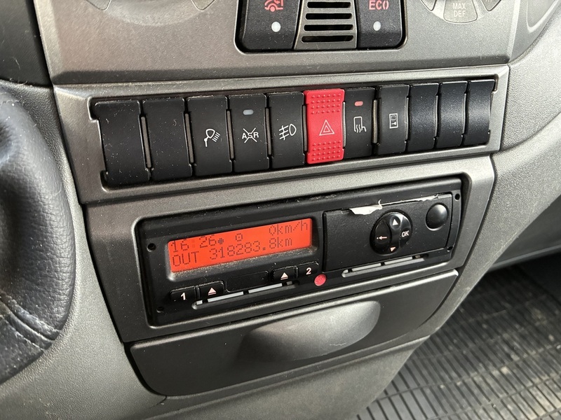 Iveco 35S vaihtoauto