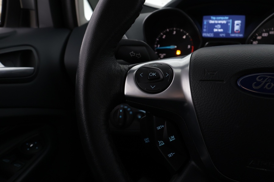 Ford C-MAX vaihtoauto