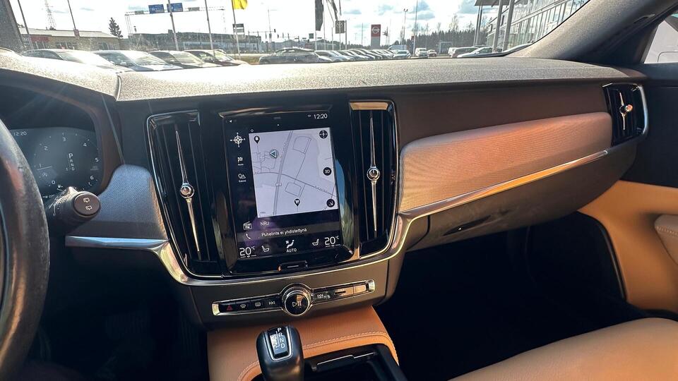 Volvo V90 Cross Country vaihtoauto