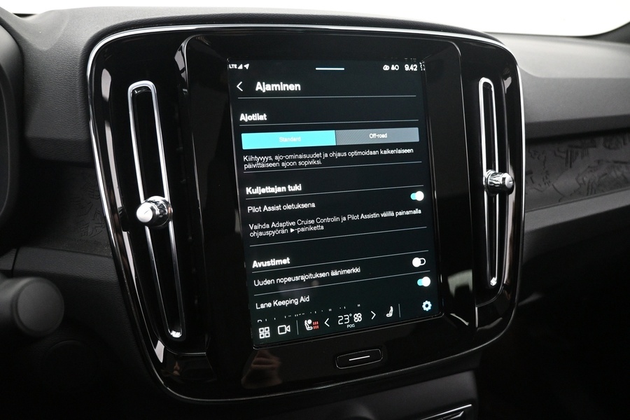 Volvo C40 vaihtoauto