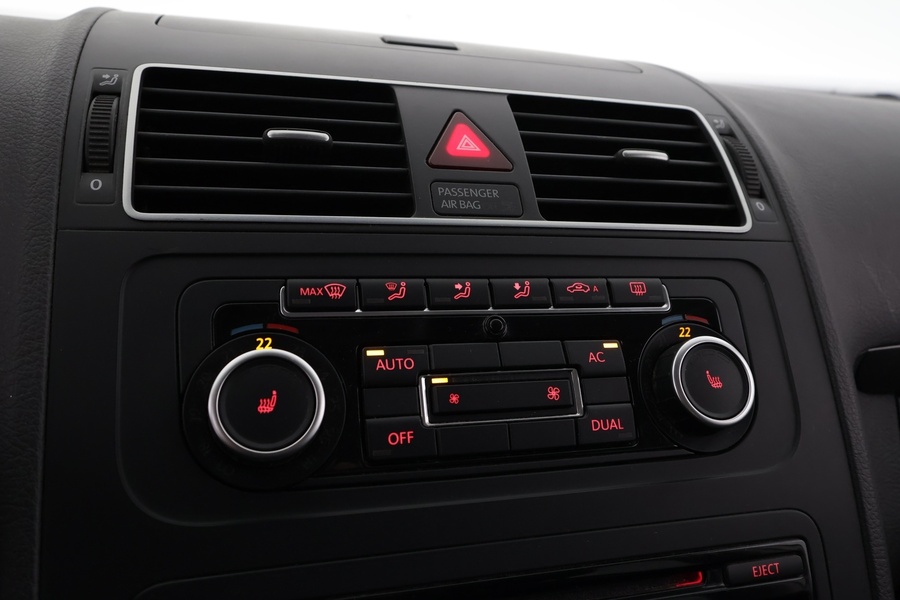 Volkswagen Touran vaihtoauto