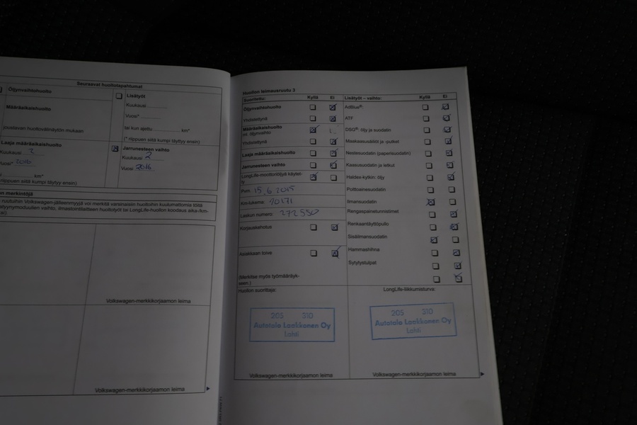 Volkswagen Touran vaihtoauto