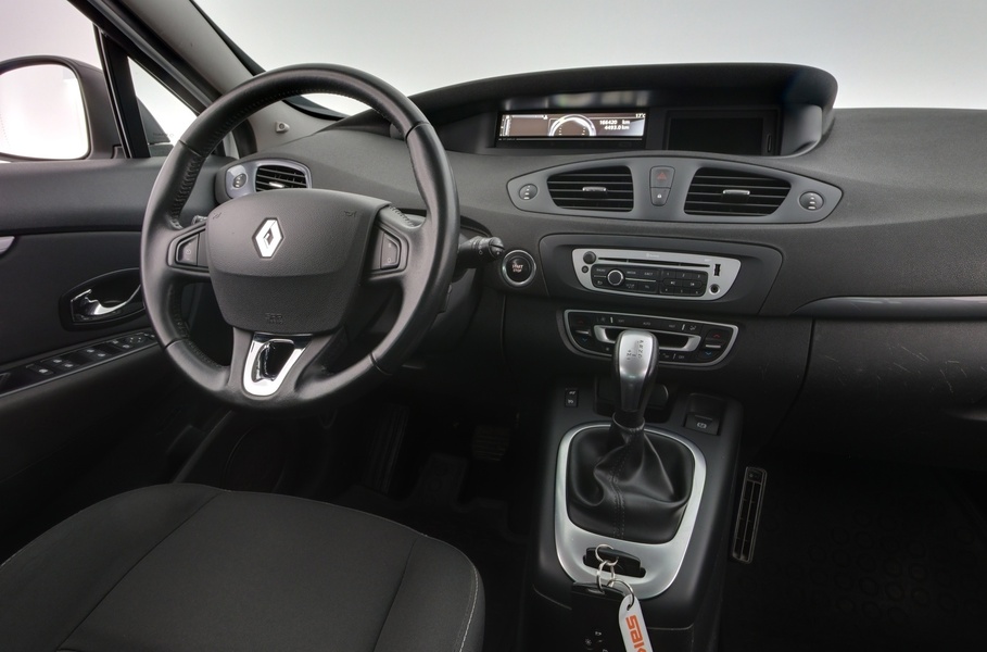 Renault Grand Scénic vaihtoauto