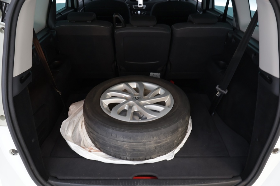 Renault Grand Scénic vaihtoauto