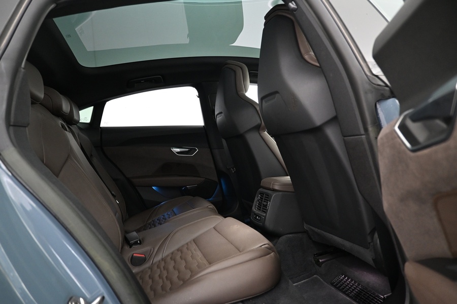 Audi e-tron GT vaihtoauto