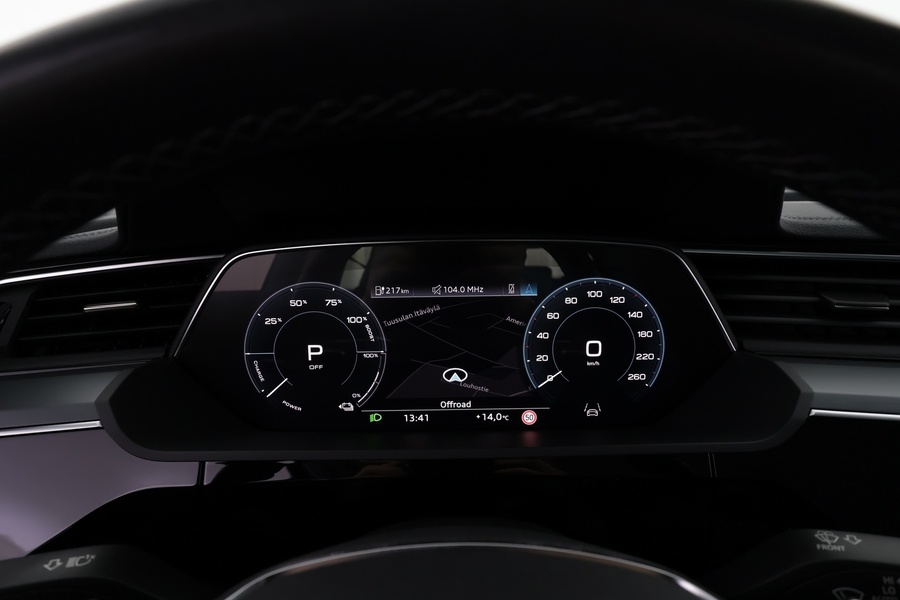 Audi Q8 e-tron vaihtoauto