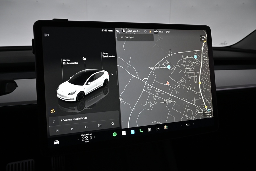 Tesla Model 3 vaihtoauto