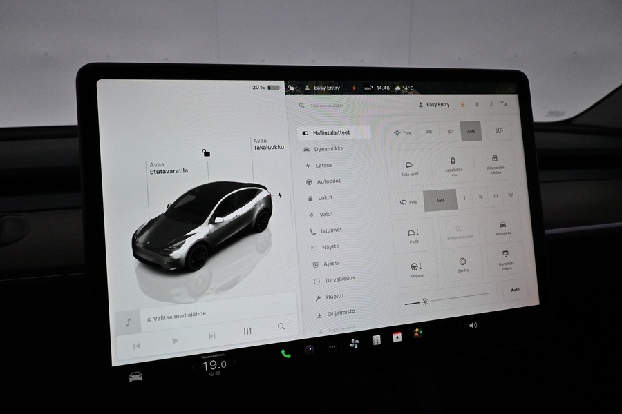 Tesla Model Y vaihtoauto